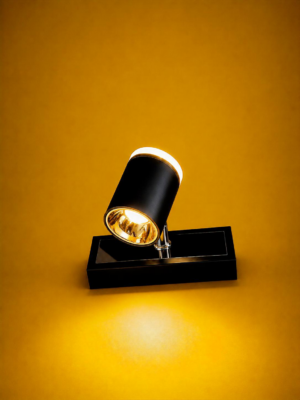 MK137/1 Modern Adjustable LED Spotlight Wall Lamp