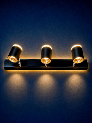 MK137-3 Modern Triple Adjustable LED Spotlight